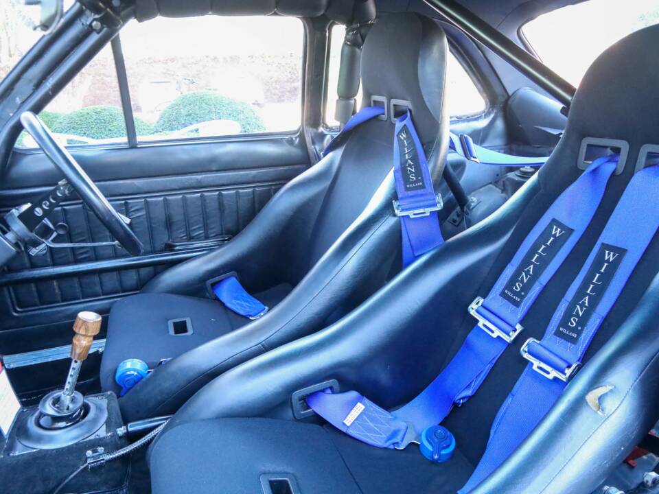 Image 18/50 of Ford Escort RS 1600 (1973)