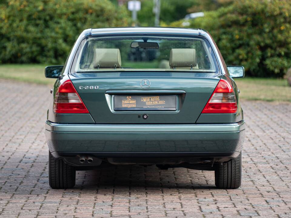 Bild 17/74 von Mercedes-Benz C 280 (1993)