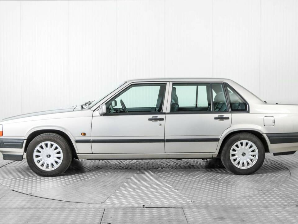 Bild 9/50 von Volvo 940 2.3i (1996)