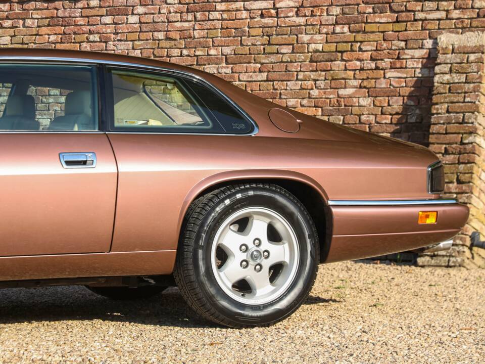 Imagen 37/50 de Jaguar XJS 4.0 (1994)