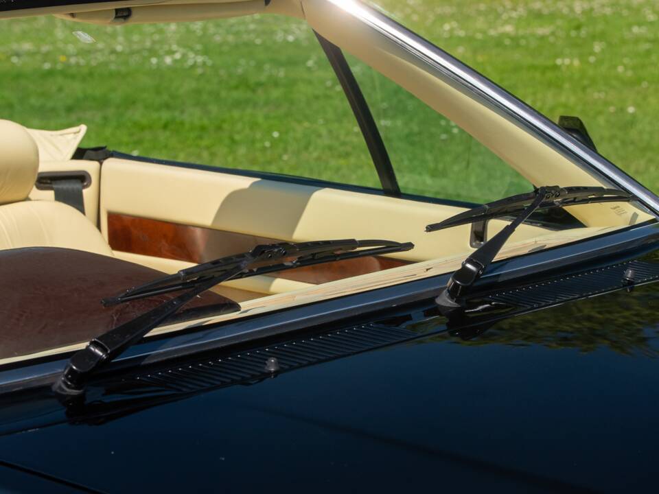 Bild 41/42 von Maserati Biturbo Spyder i (1988)
