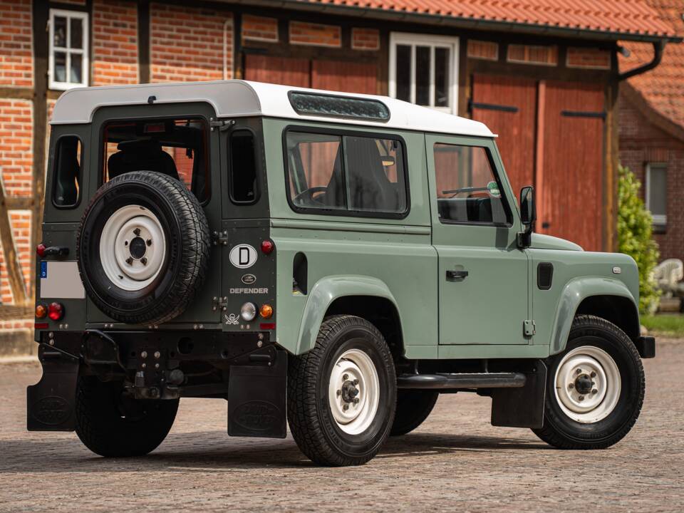 Image 12/42 of Land Rover Defender 90 (2015)