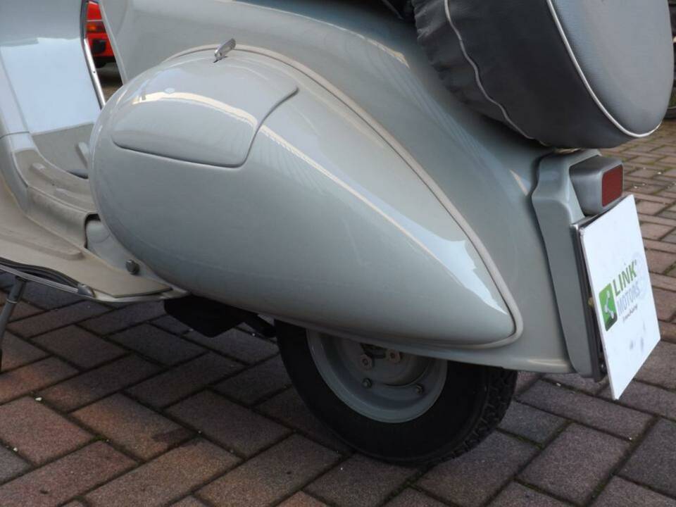 Immagine 25/50 di Piaggio Vespa 125 (1955)