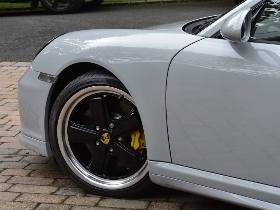 Image 29/50 of Porsche 911 Sport Classic (2010)