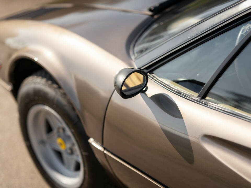 Bild 27/43 von Ferrari 308 GTS (1978)