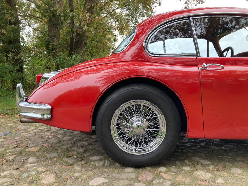 Image 11/51 of Jaguar XK 150 3.8 S FHC (1960)