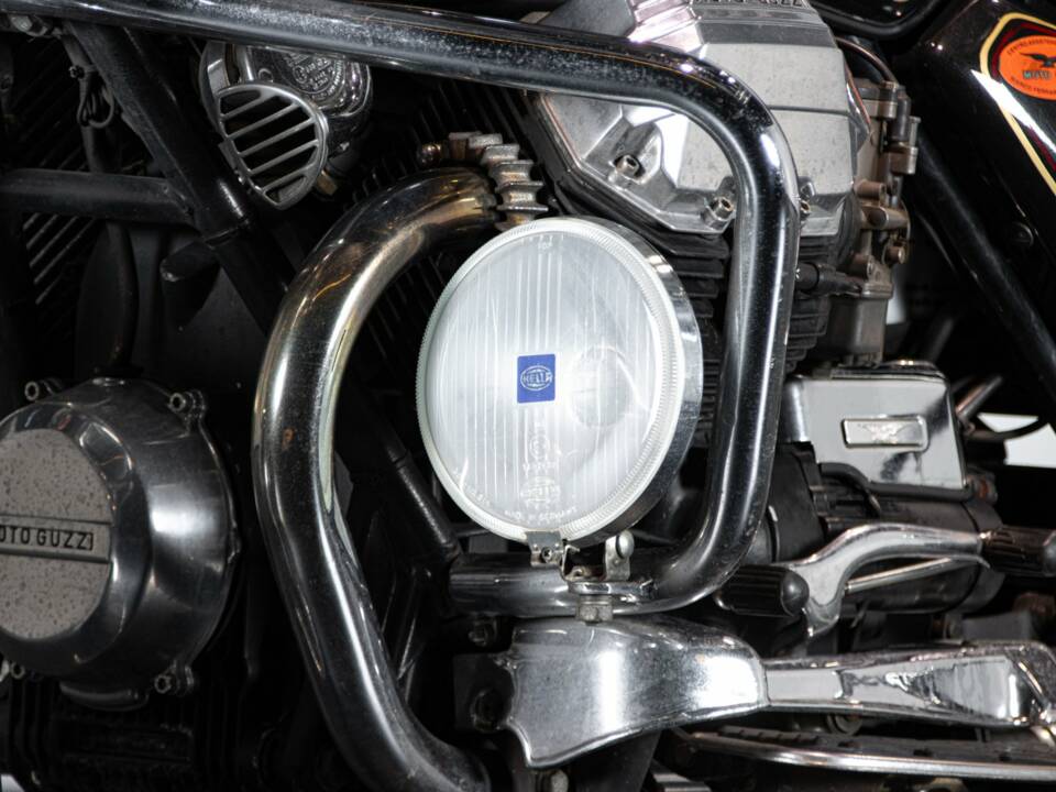 Image 35/50 of Moto Guzzi California III (1988)