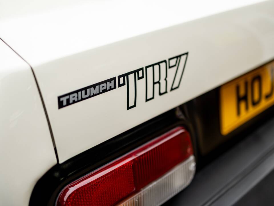 Image 35/50 of Triumph TR 7 Europa (1981)