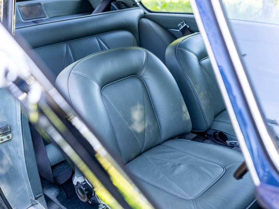 Image 42/62 of Aston Martin DB 6 (1967)