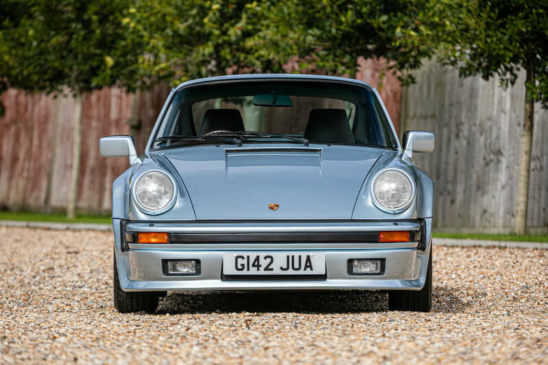 Image 6/40 de Porsche 911 Turbo LE (1989)