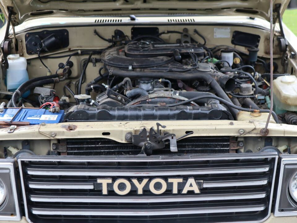 Bild 5/50 von Toyota Land Cruiser FJ 60 (1984)