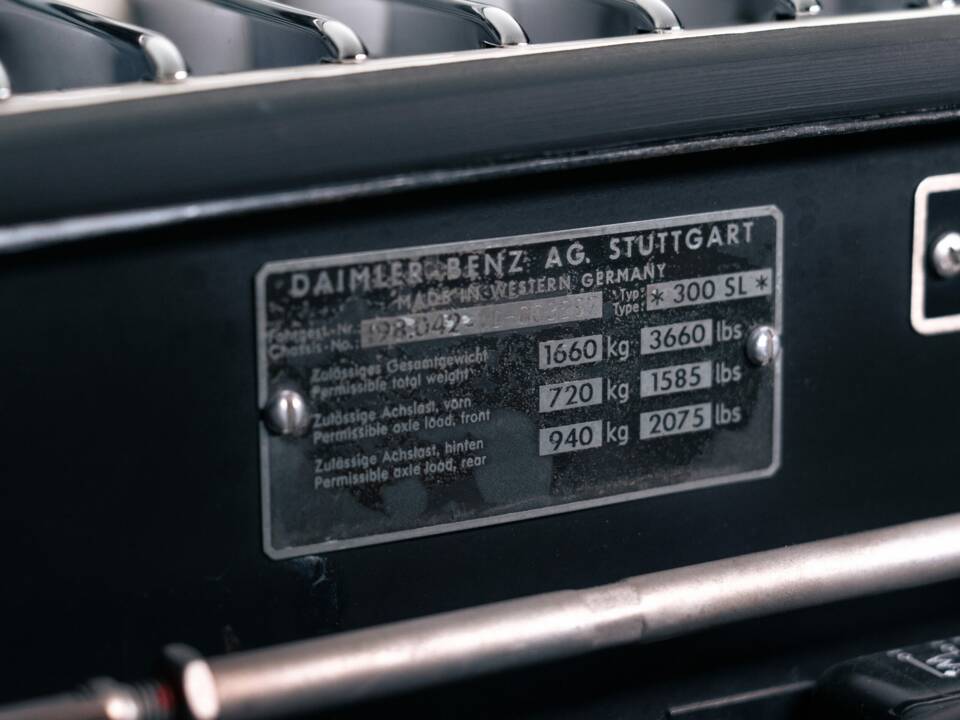 Bild 79/90 von Mercedes-Benz 300 SL Roadster (1963)