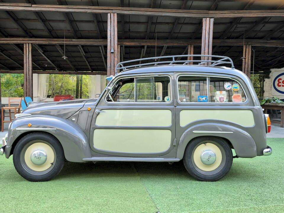 Image 3/42 of FIAT 500 C Belvedere (1953)