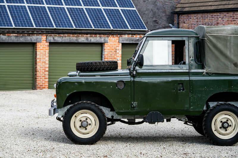 Afbeelding 31/50 van Land Rover 109 (1983)