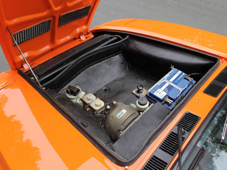 Image 16/16 of De Tomaso Pantera (1971)