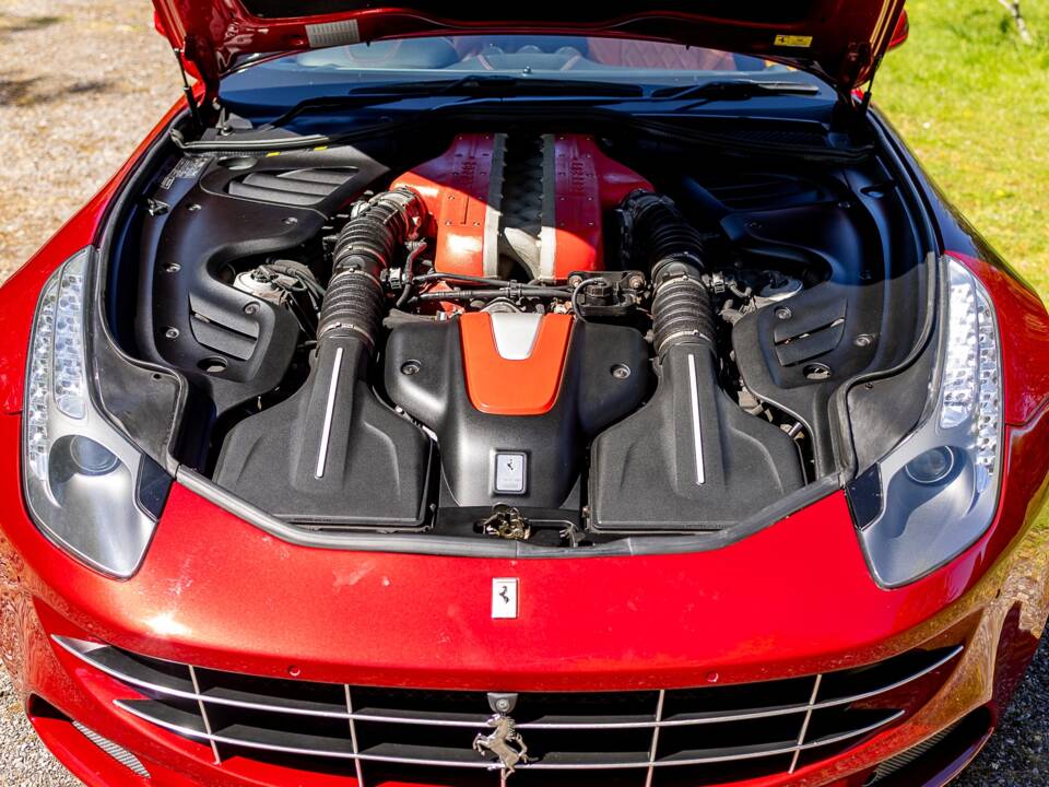 Bild 5/50 von Ferrari FF (2012)