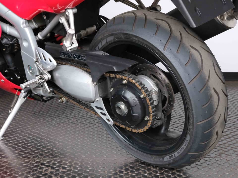 Image 21/66 of Triumph Daytona T595 (1998)