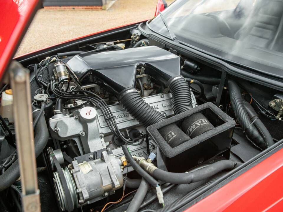 Bild 9/50 von Aston Martin V8 Zagato Vantage (1988)