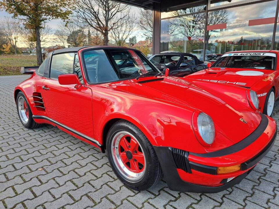 Bild 12/31 von Porsche 911 Carrera 3.2 (WTL) (1987)