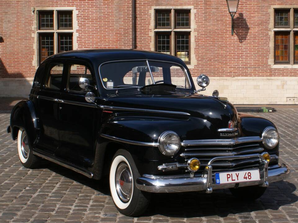 Image 1/8 of Plymouth Special Deluxe (1948)