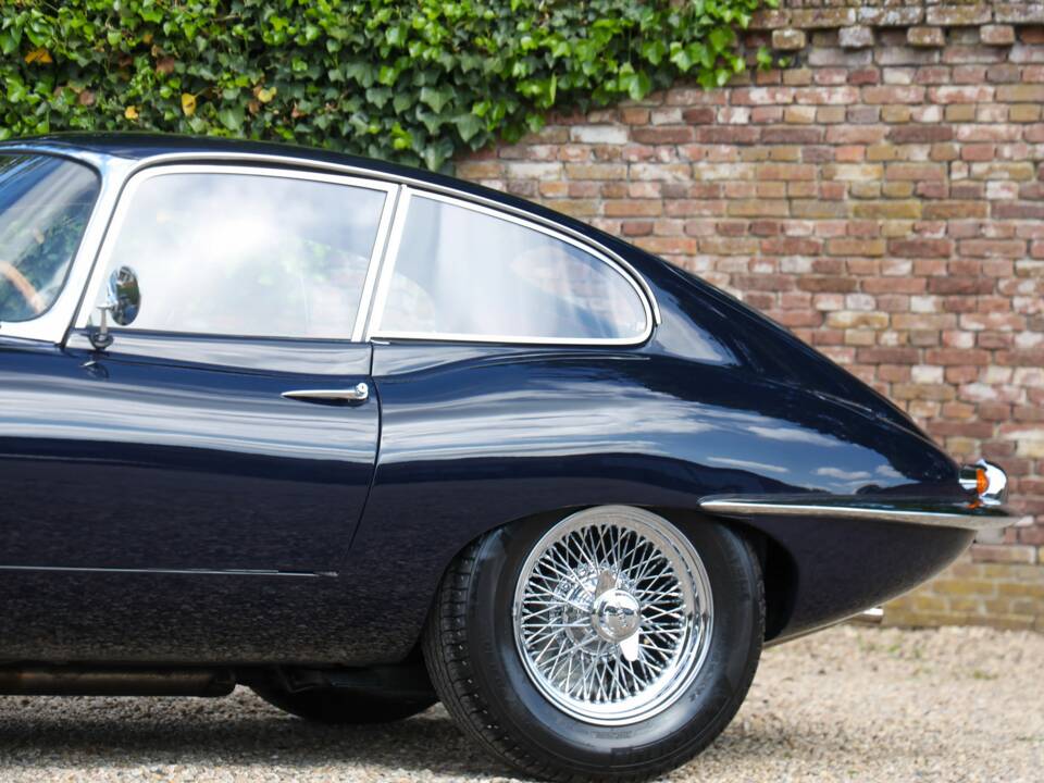 Imagen 35/50 de Jaguar E-Type 4.2 (1964)