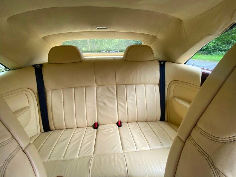 Afbeelding 27/50 van Bentley Azure (2007)