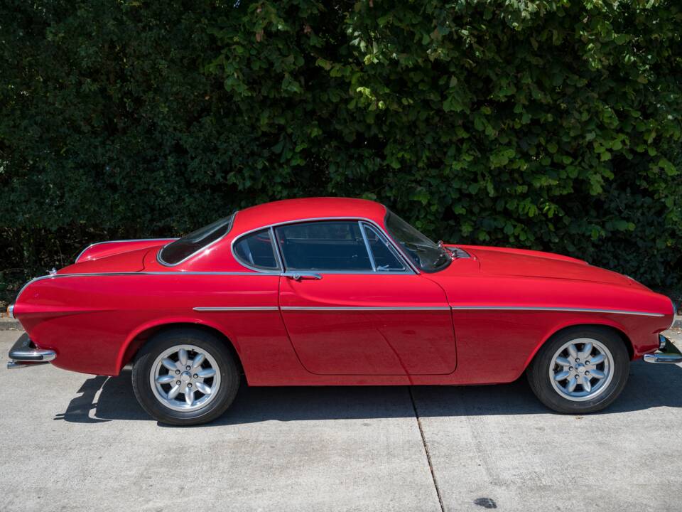 Bild 18/50 von Volvo 1800 S (1968)