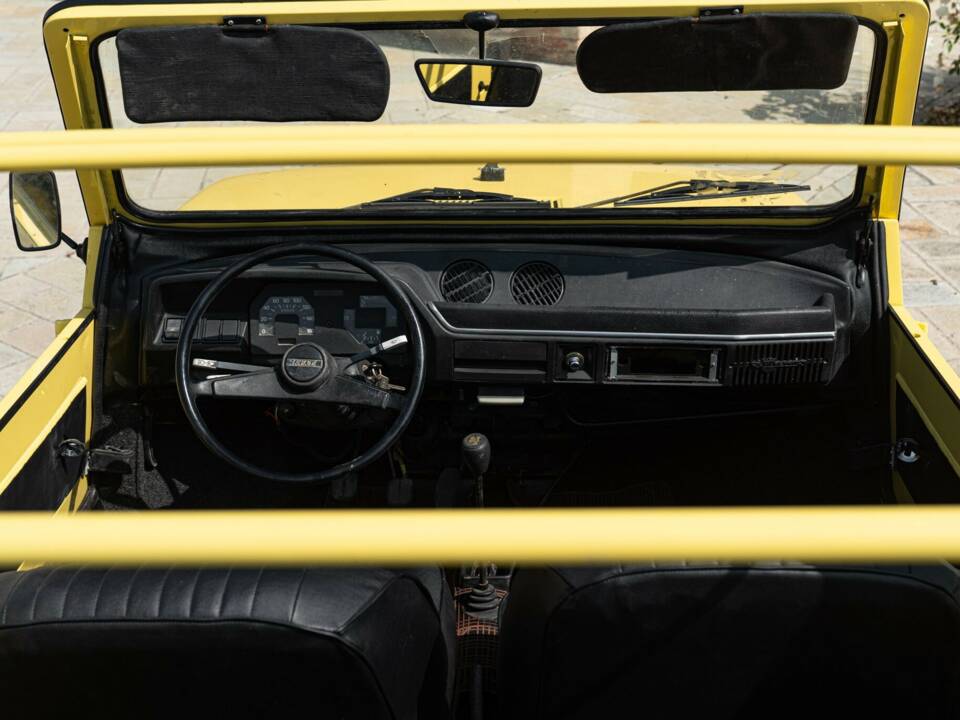 Immagine 13/50 di FIAT 127 Moretti Midimaxi 900 (1980)