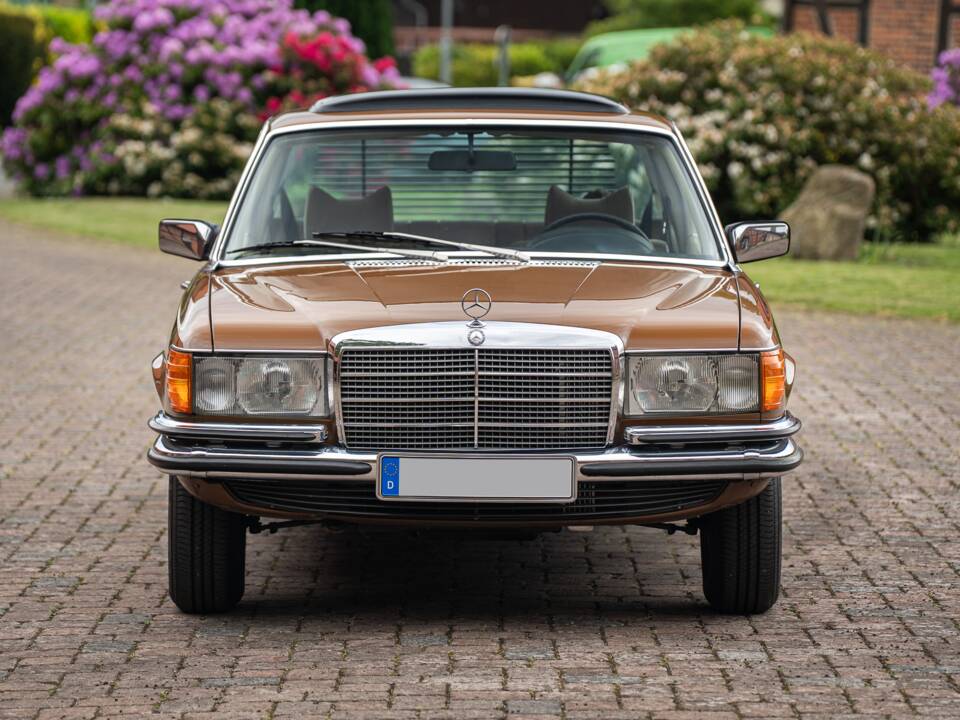 Image 7/81 of Mercedes-Benz 280 SE (1979)
