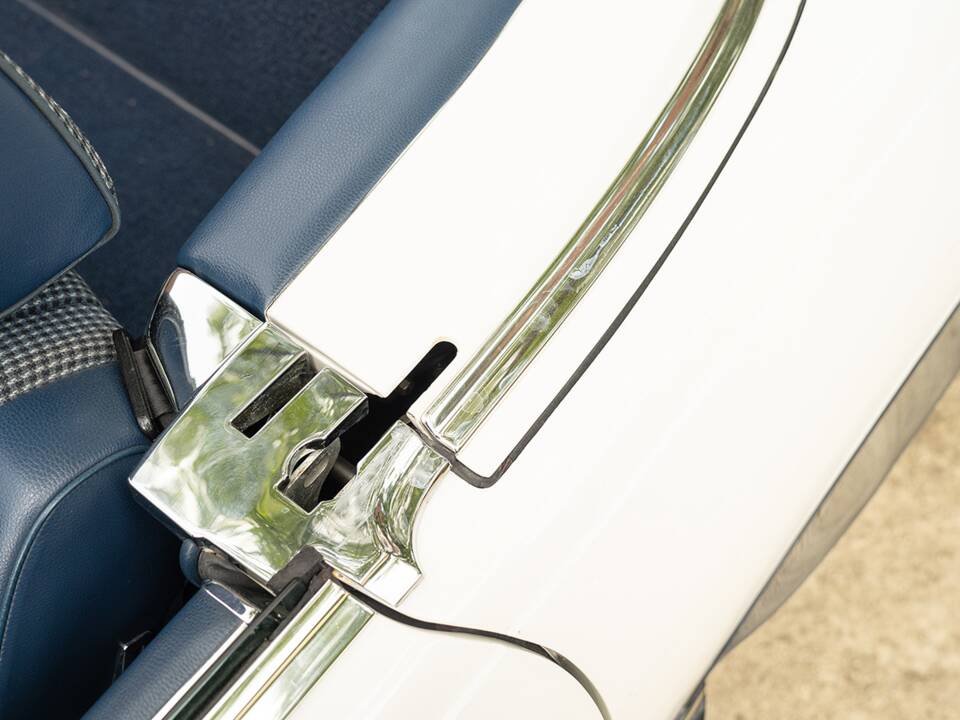 Imagen 31/86 de Mercedes-Benz 280 SL (1977)