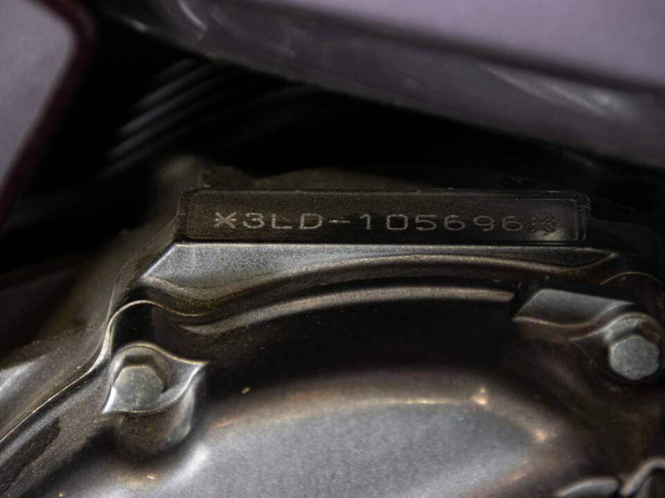 Image 31/50 of Yamaha XTZ 750 SuperTéneré (1990)