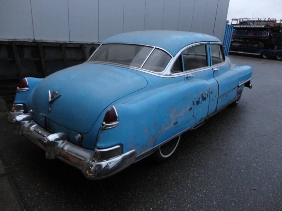 Image 2/49 of Cadillac 62 Sedan DeVille (1950)