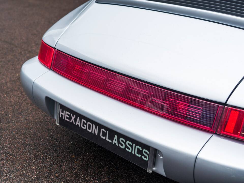 Afbeelding 12/61 van Porsche 911 Carrera 4 (1990)