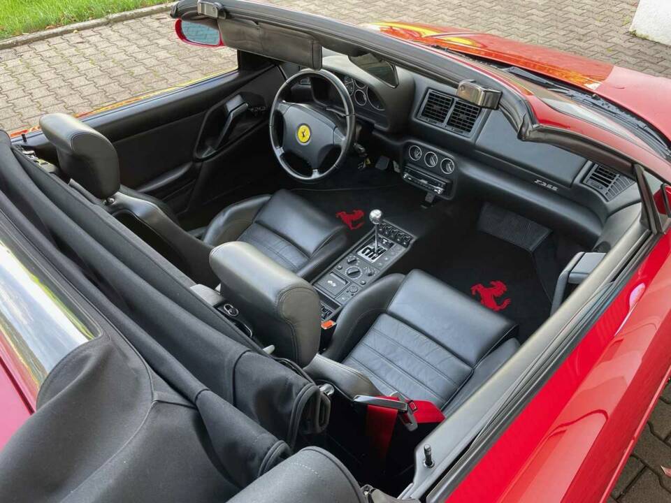 Image 12/17 of Ferrari F 355 Spider (1995)