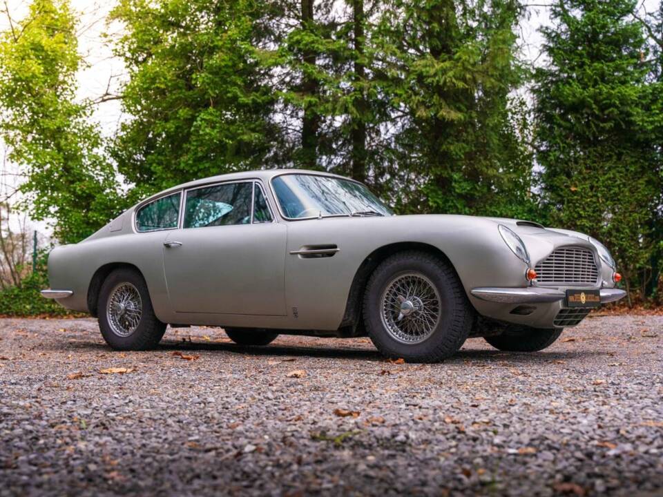 Bild 7/19 von Aston Martin DB 6 (1968)