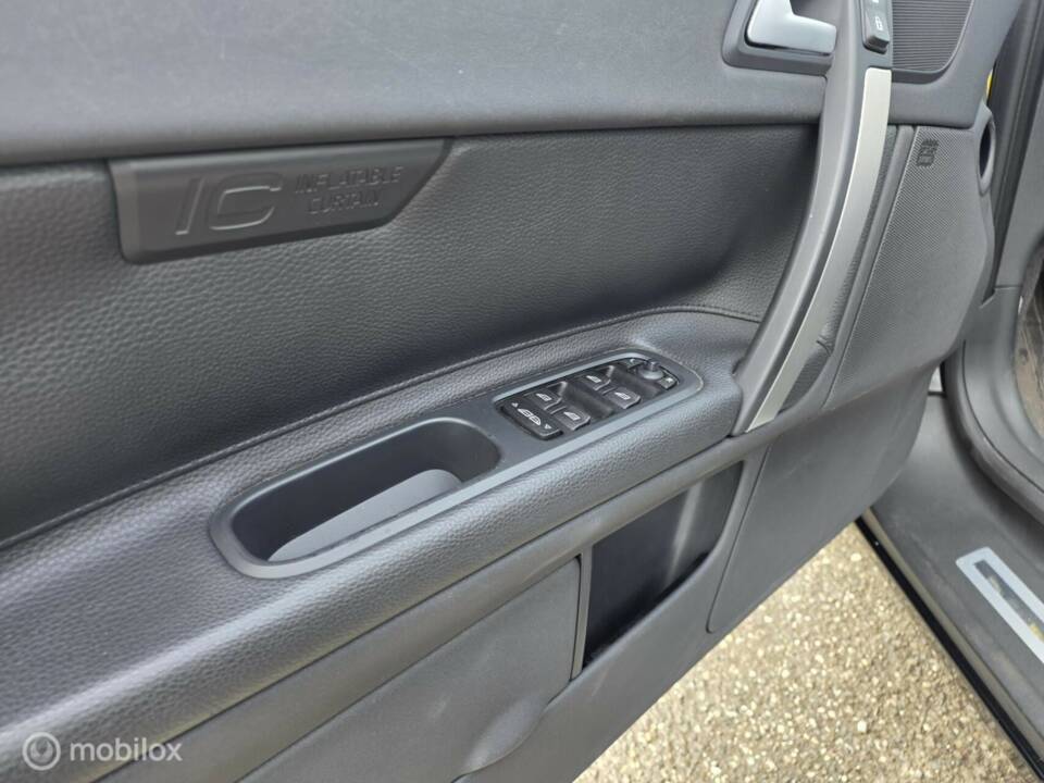 Image 18/38 de Volvo C70 2.4 (2006)