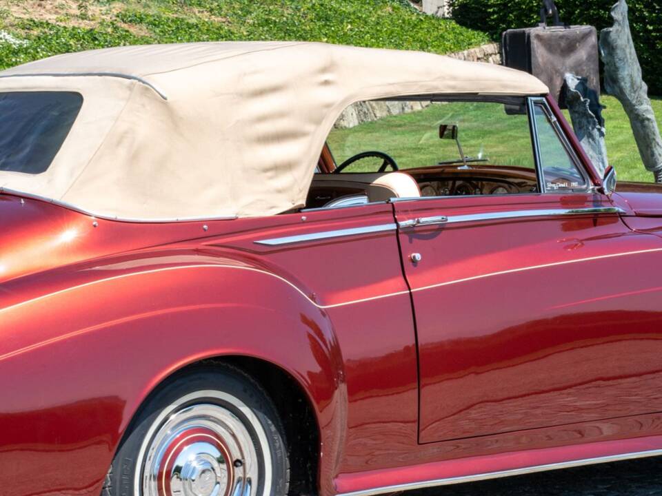 Immagine 6/49 di Rolls-Royce Silver Cloud I Mulliner (1957)