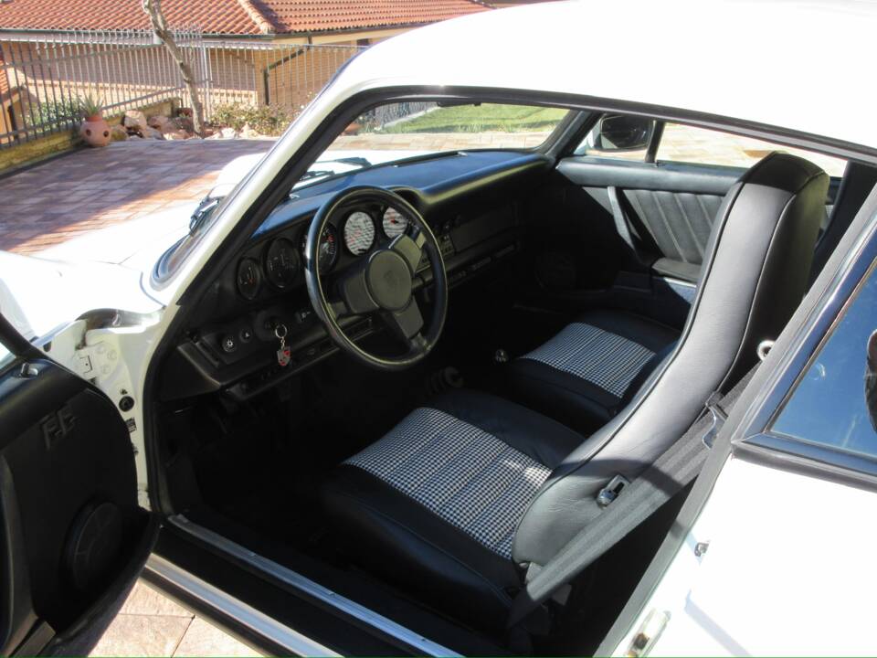 Bild 6/93 von Porsche 911 Carrera 3.0 (1976)