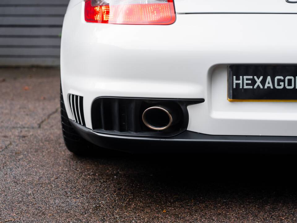 Bild 10/52 von Porsche 911 GT2 (2008)