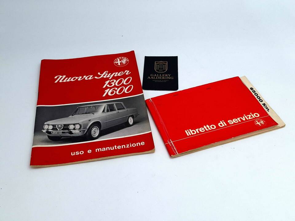 Image 7/50 of Alfa Romeo Giulia Nuova Super 1300 (1975)