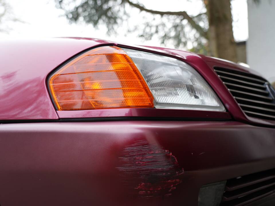 Image 15/95 of Mercedes-Benz 300 SL (1993)
