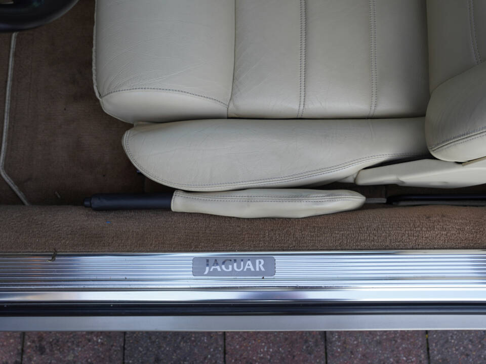 Afbeelding 30/50 van Jaguar XJS 4.0 (1995)