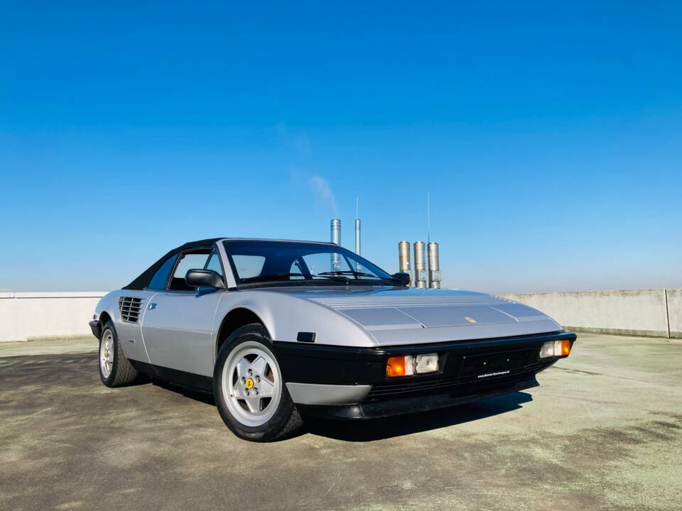 Image 2/13 of Ferrari Mondial Quattrovalvole (1985)
