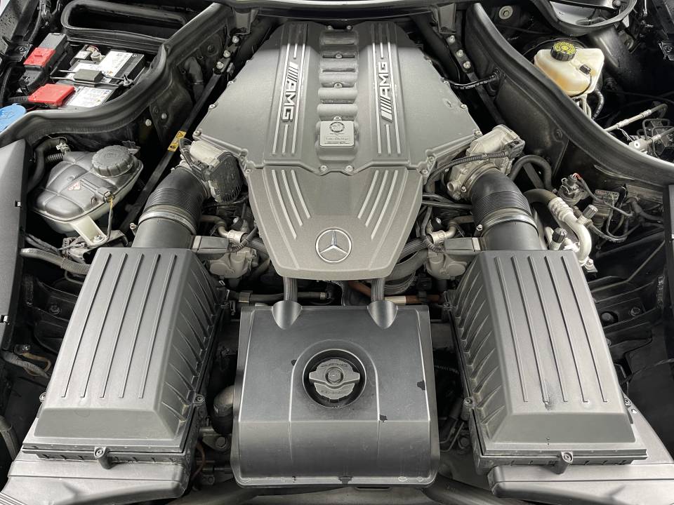 Afbeelding 13/26 van Mercedes-Benz SLS AMG (2011)