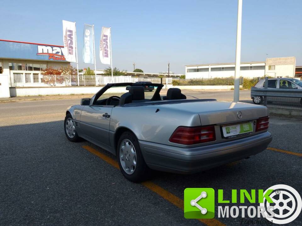 Imagen 7/10 de Mercedes-Benz 300 SL-24 (1992)