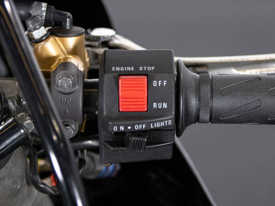 Immagine 42/48 di Suzuki RGV 250 Gamma (1990)