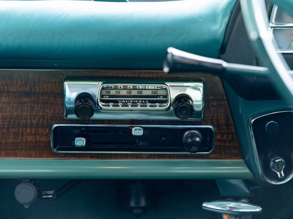 Bild 44/50 von Vauxhall Cresta (1961)