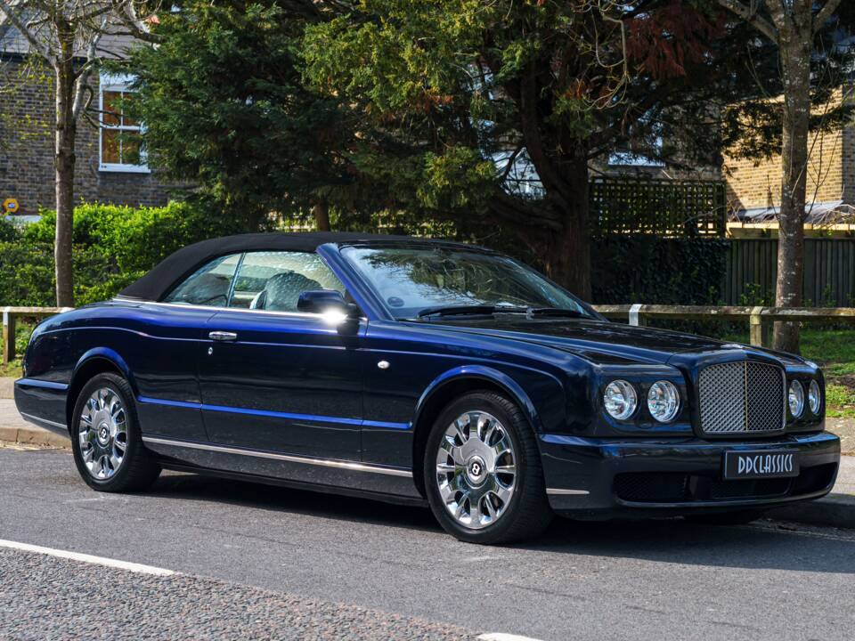 Bild 7/27 von Bentley Azure (2007)