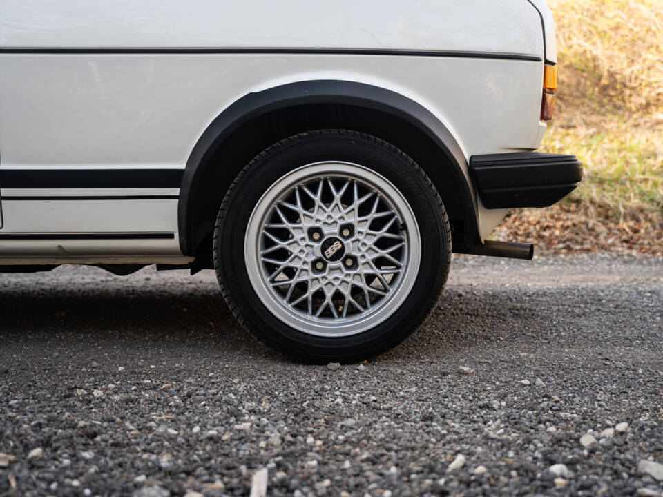 Afbeelding 22/58 van Volkswagen Golf I GTI 1.6 (1982)