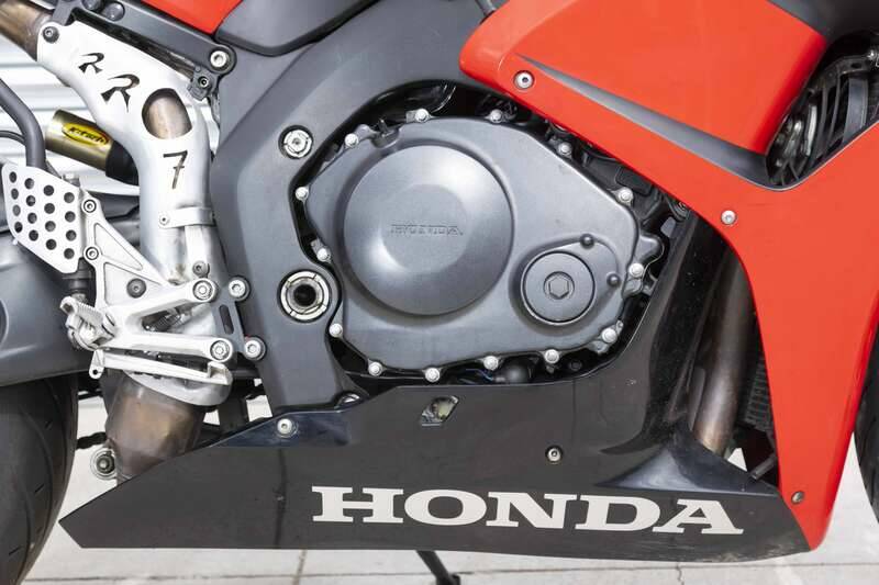 Bild 11/36 von Honda CBR 1000 RR Fireblade (2007)